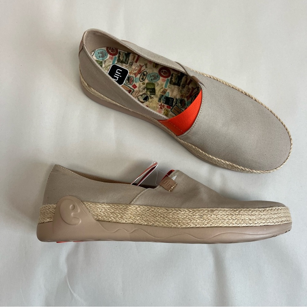 NWT UIN Marbella Khaki Art Travel Shoes Size 10